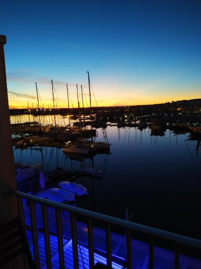 Studio Cap D Agde Vue Port المظهر الخارجي الصورة